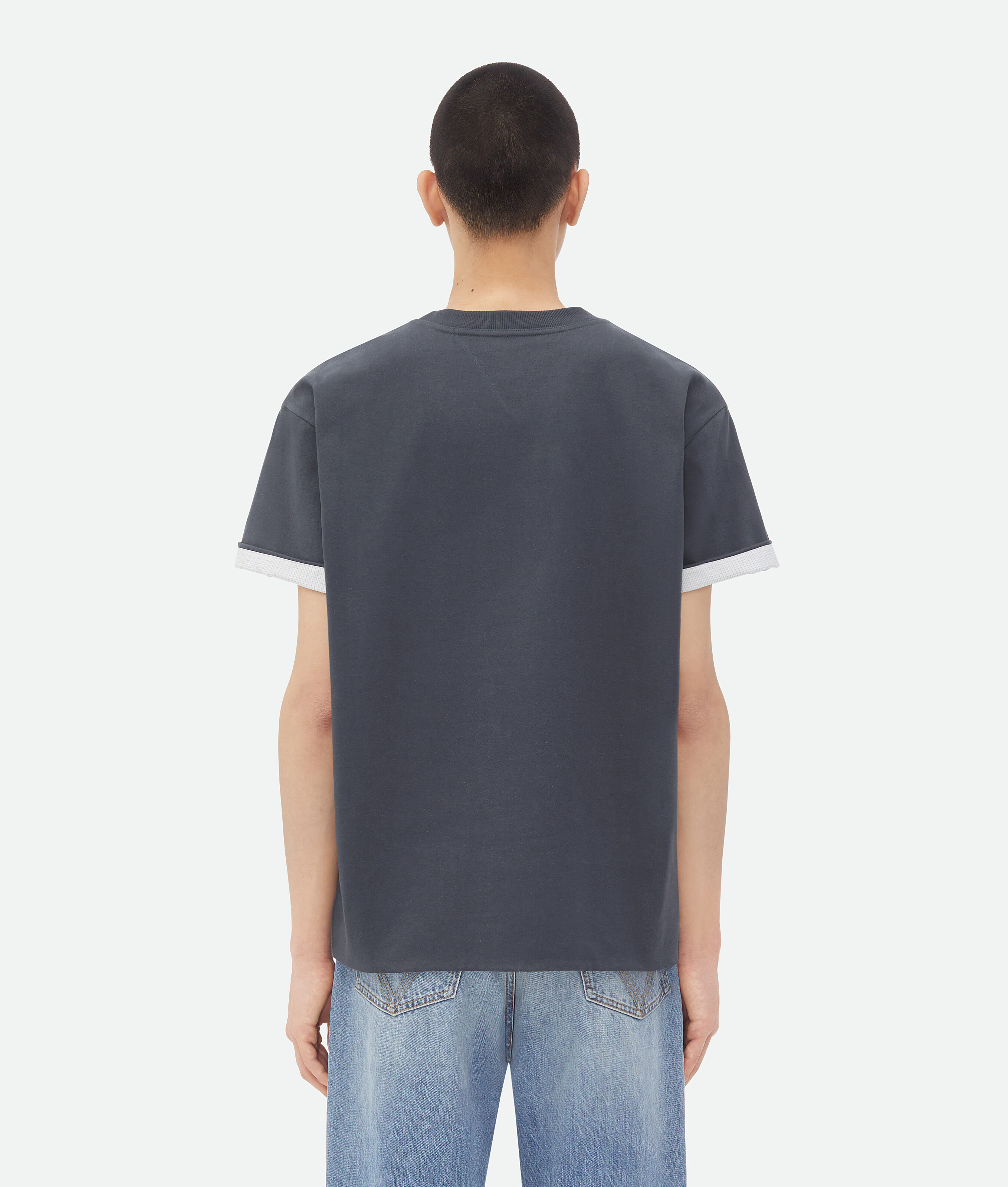 Shop Bottega Veneta Kariertes Baumwoll-t-shirt Mit Doppelter Schicht In Grey
