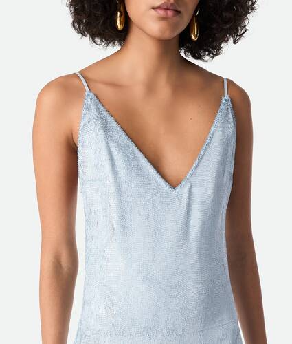 Robe à franges en cuir verni