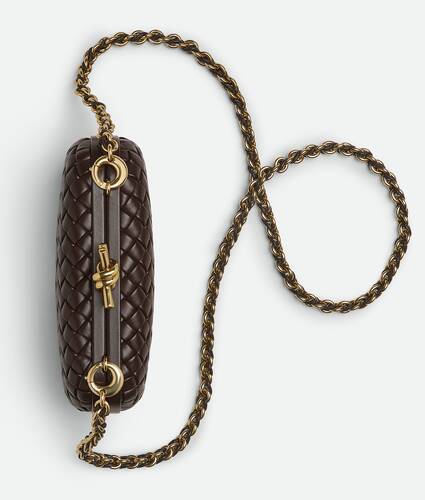 Knot Chain