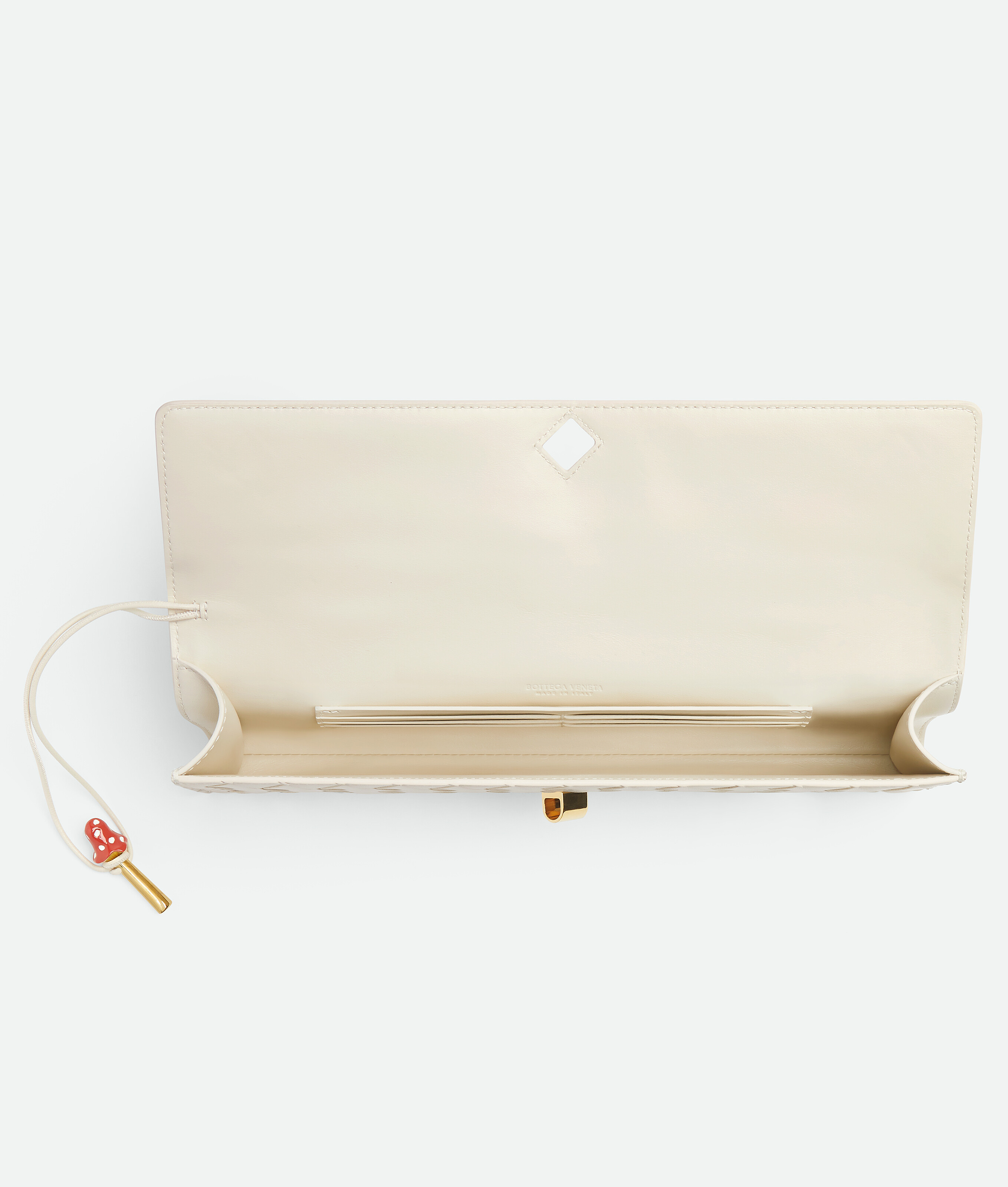 Bottega Veneta Andiamo Clutch In Gray