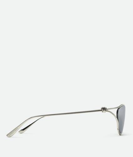 Knot Sonnenbrille in Cat-Eye-Form