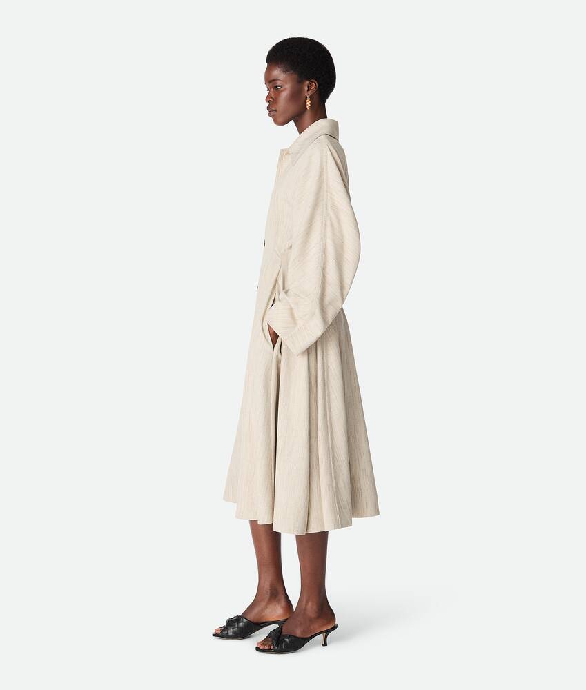 Display a large version of the product image 2 - Viscose Silk Coat