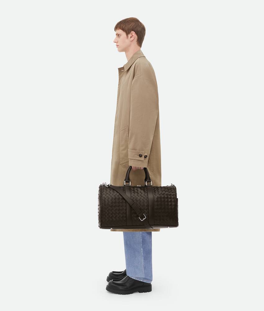 Bottega Veneta Intrecciato Duffle in Fondant. Shop online now