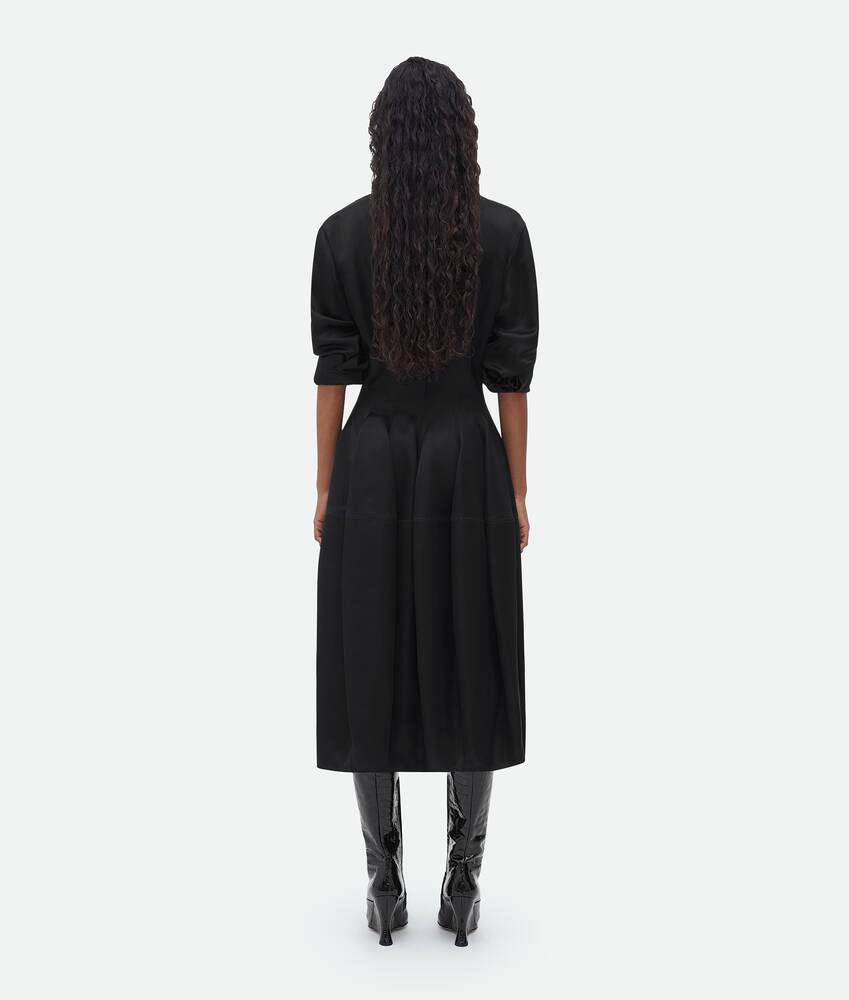 ブラックシルクツイル ドレス| Bottega Veneta® 日本