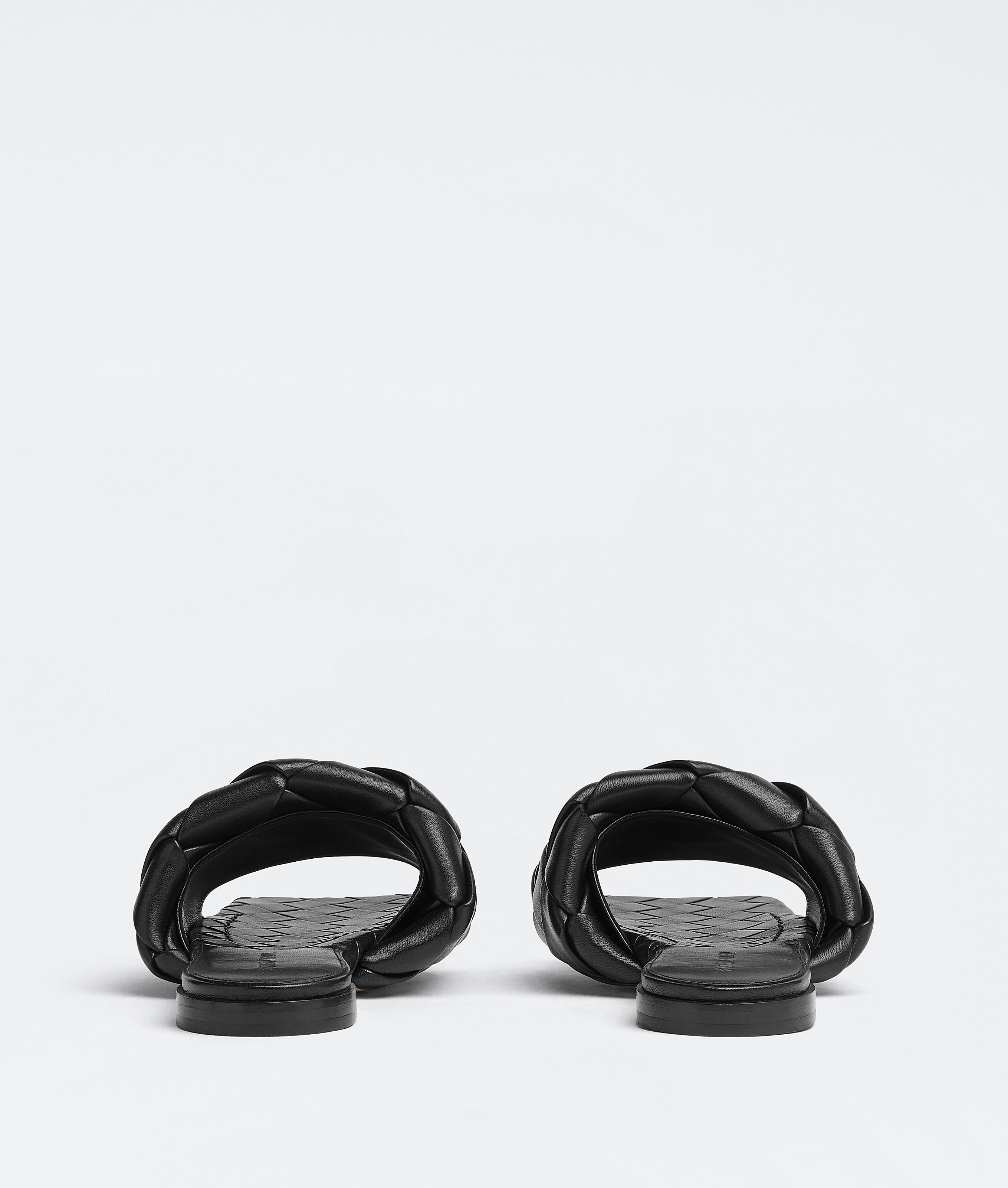 Bottega Veneta The Lido Intrecciato Leather Sandal In Black