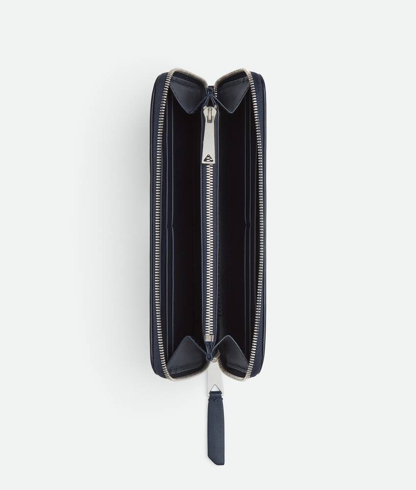 Display a large version of the product image 2 - Intrecciato Piccolo Zip Around Wallet