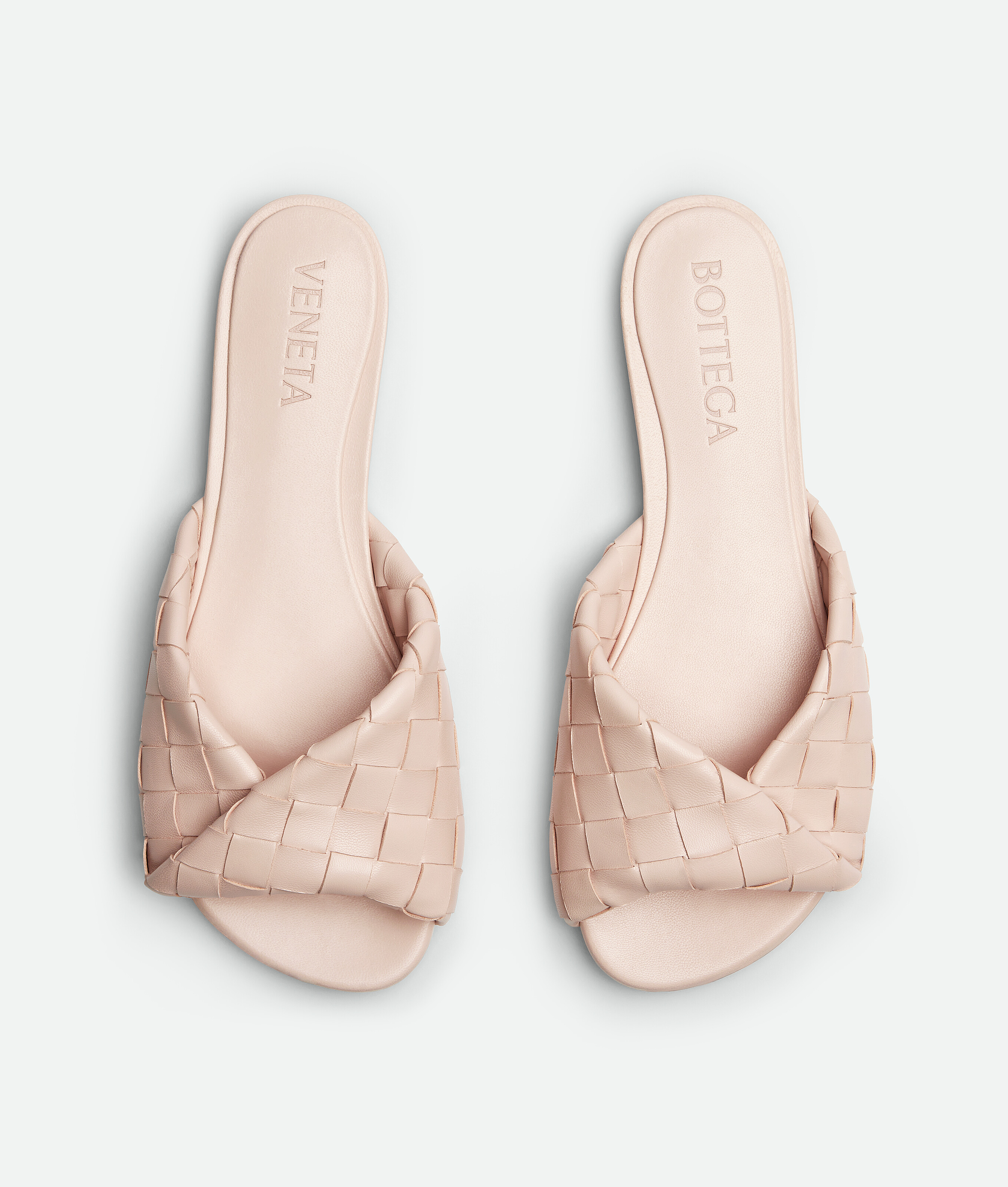 Bottega Veneta Blink Intrecciato Leather Flat Mules In Cameo