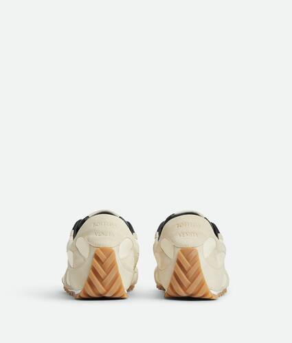 Orbit Flash Sneaker