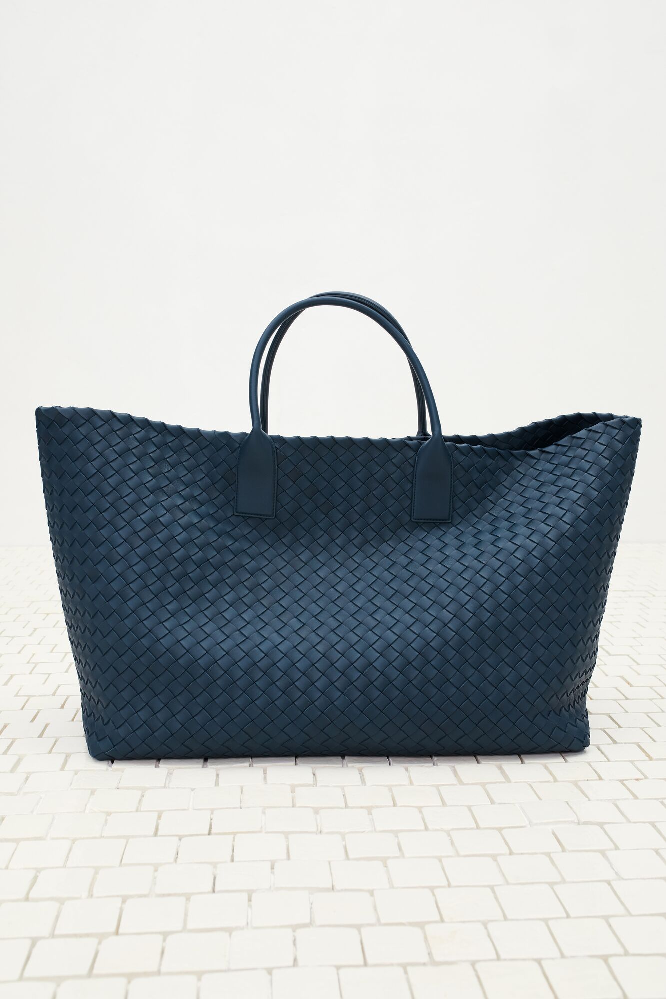 BOTTEGA VENETA BV 2024早秋系列 | Bottega Veneta葆蝶家中国官方网站 | BV官网 | Bottega Veneta