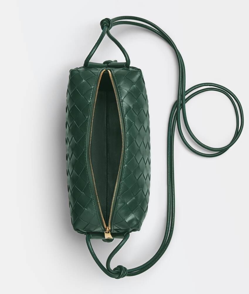 bottega veneta loop bag large