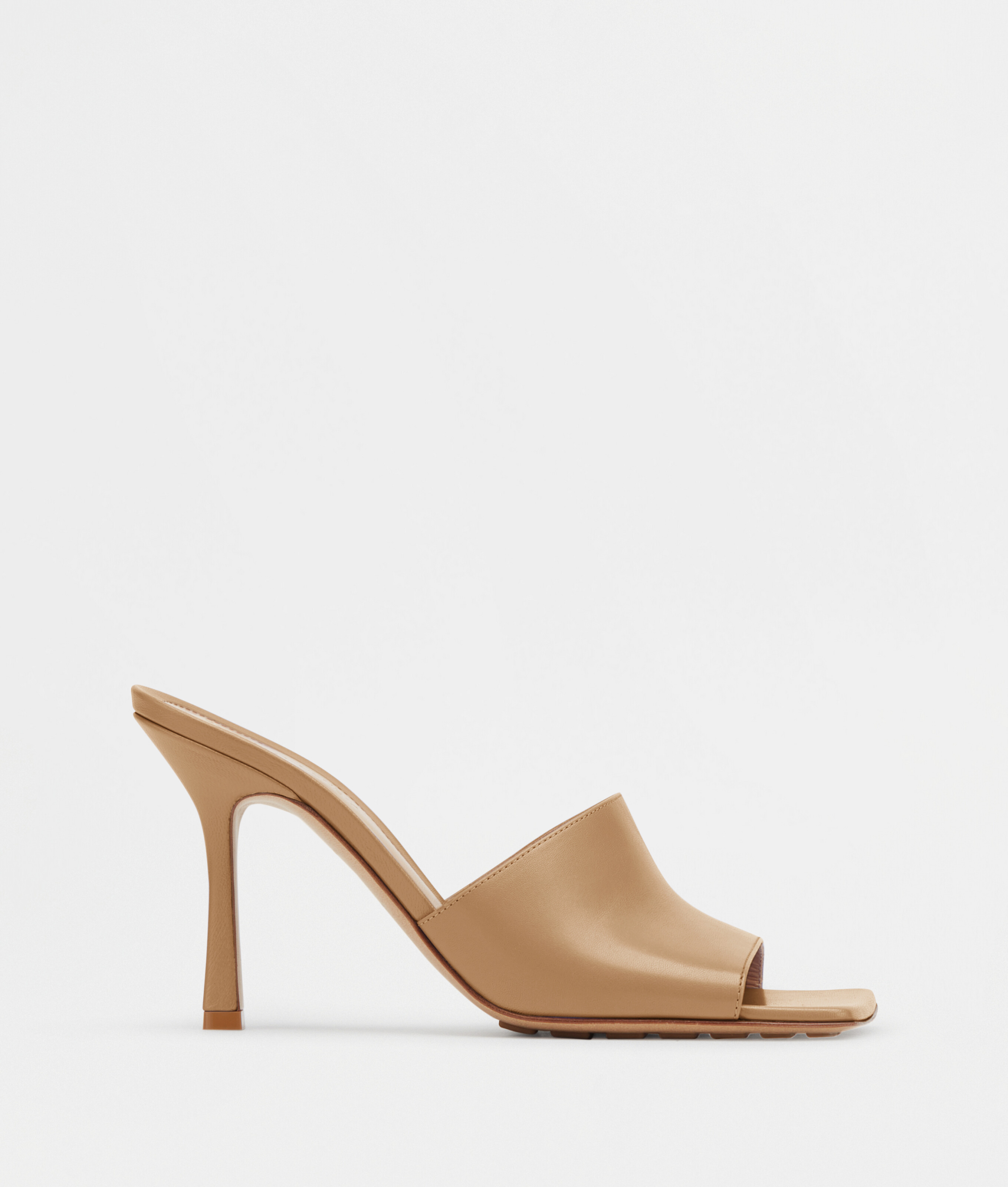 Bottega Veneta Bottega  Veneta Stretch Mule In Beige