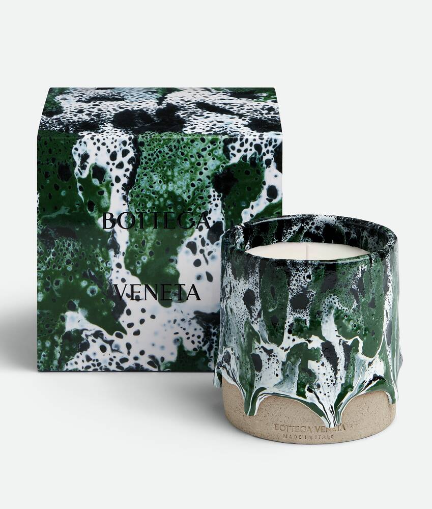 Display a large version of the product image 2 - Raintree Glaze Candle