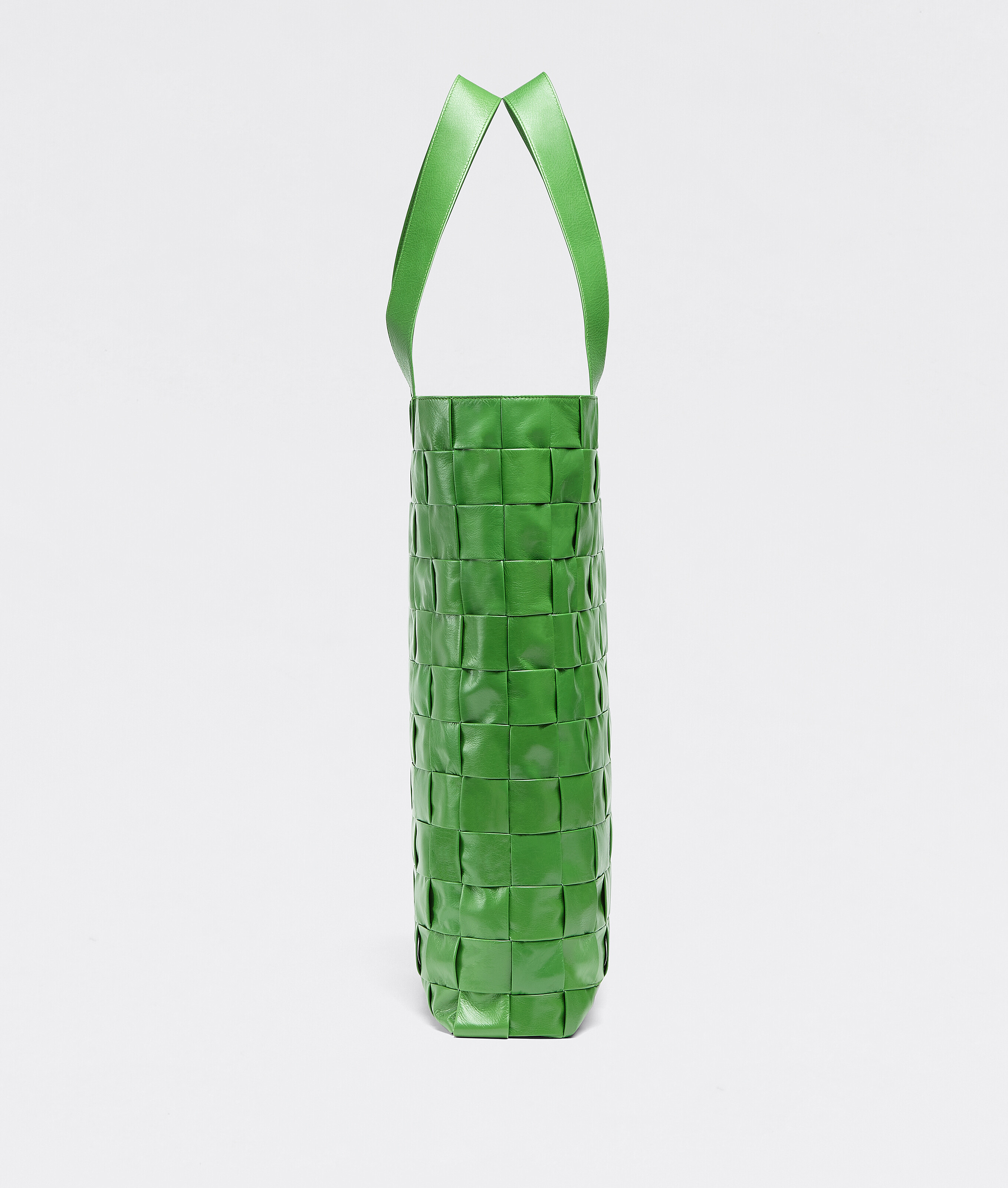Men's Cassette in Lawn Bottega Veneta United States EN - Image 2
