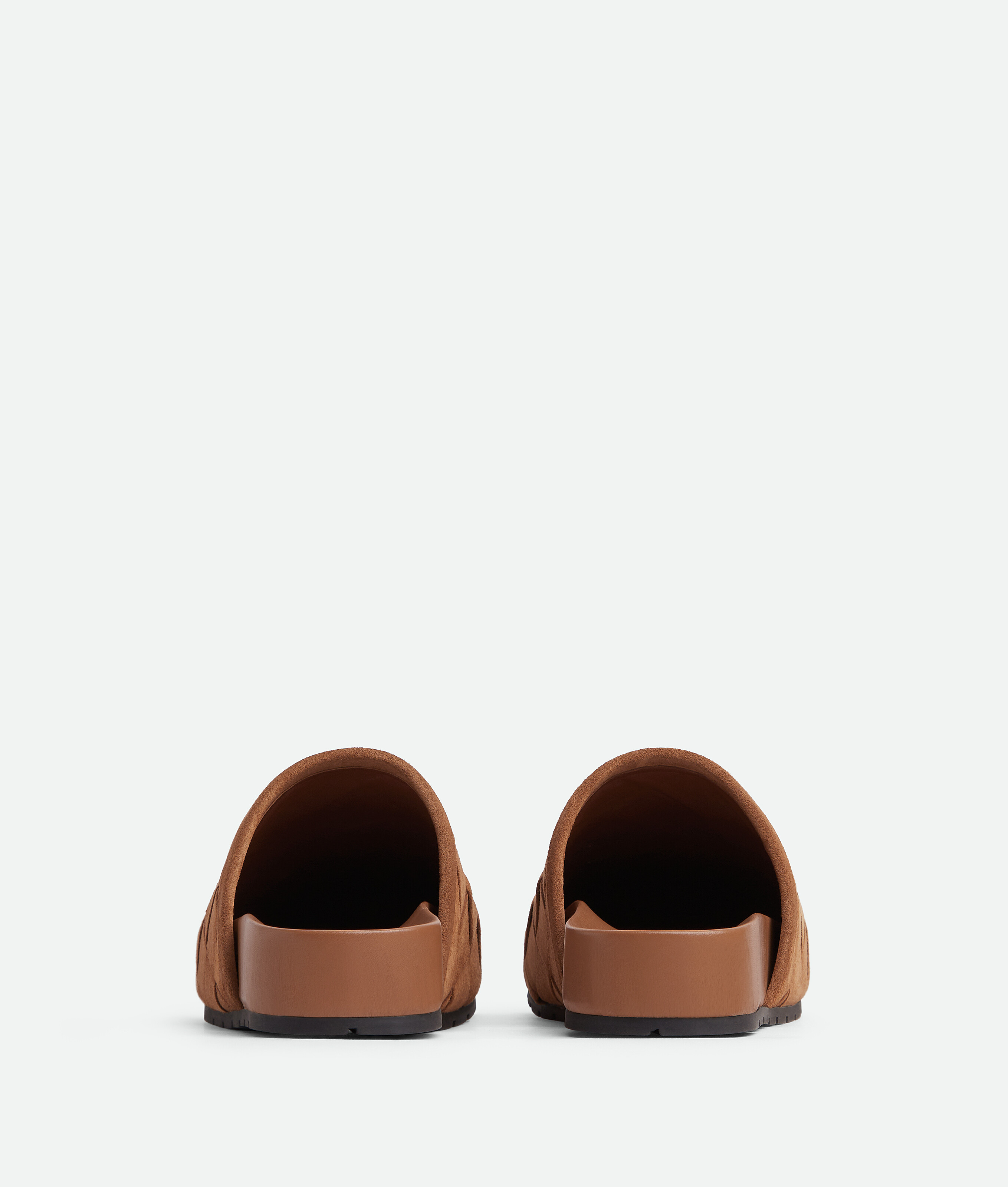 Bottega Veneta Reggie Intrecciato Suede Clogs In Caramel