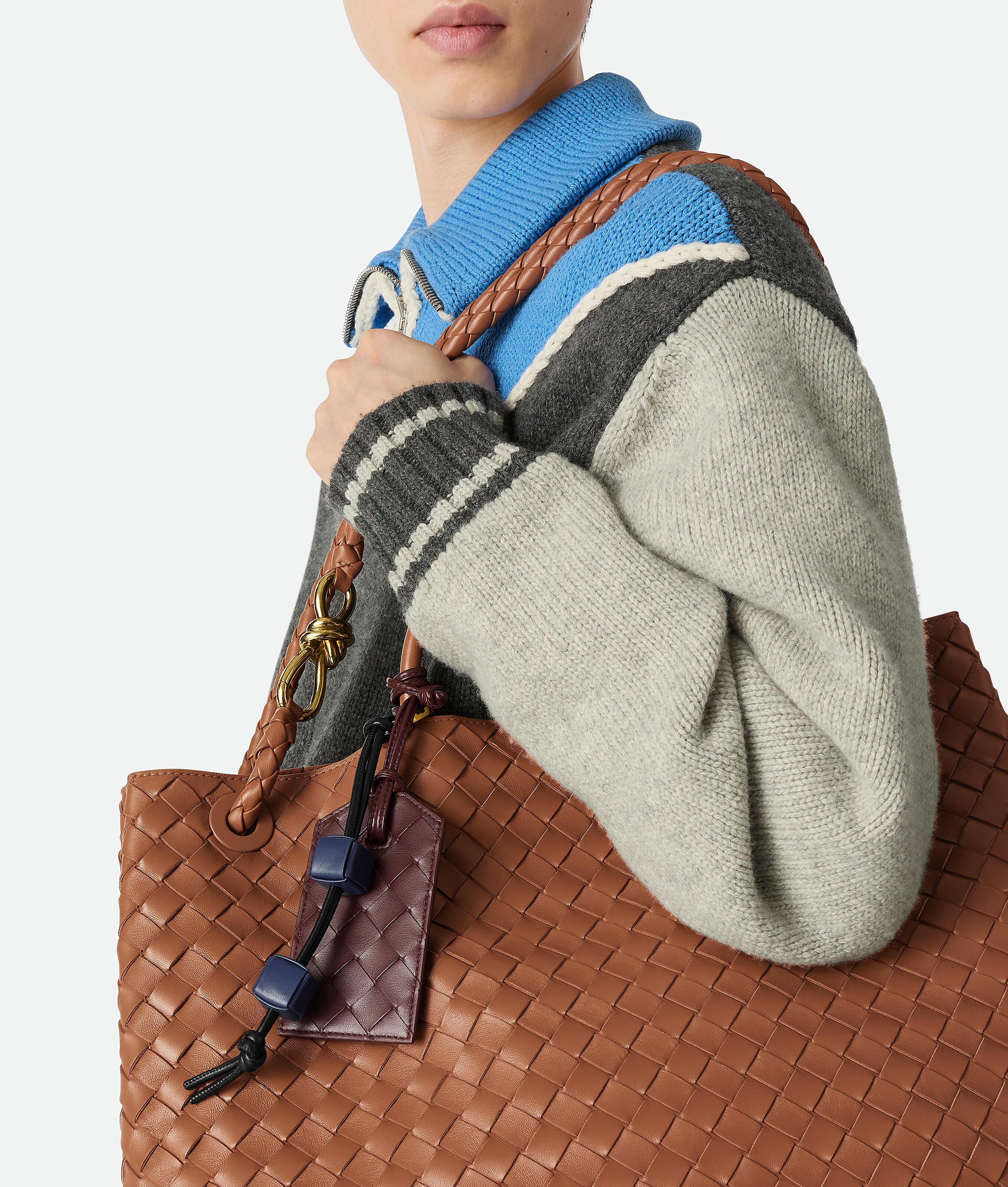 Bottega Veneta Intrecciato Tag Holder On Strap In Madder Brown