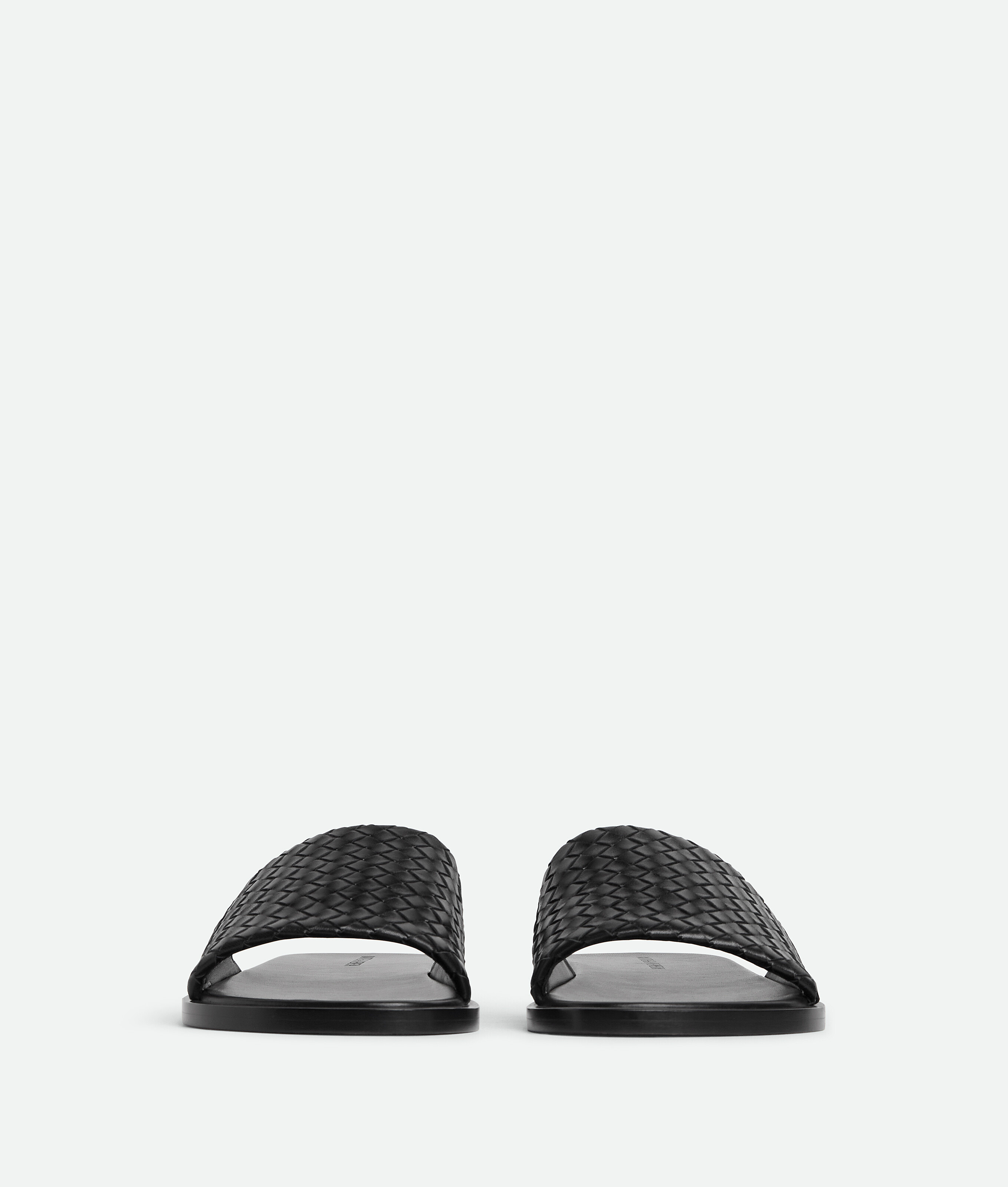 Bottega Veneta Elio Mule In Black