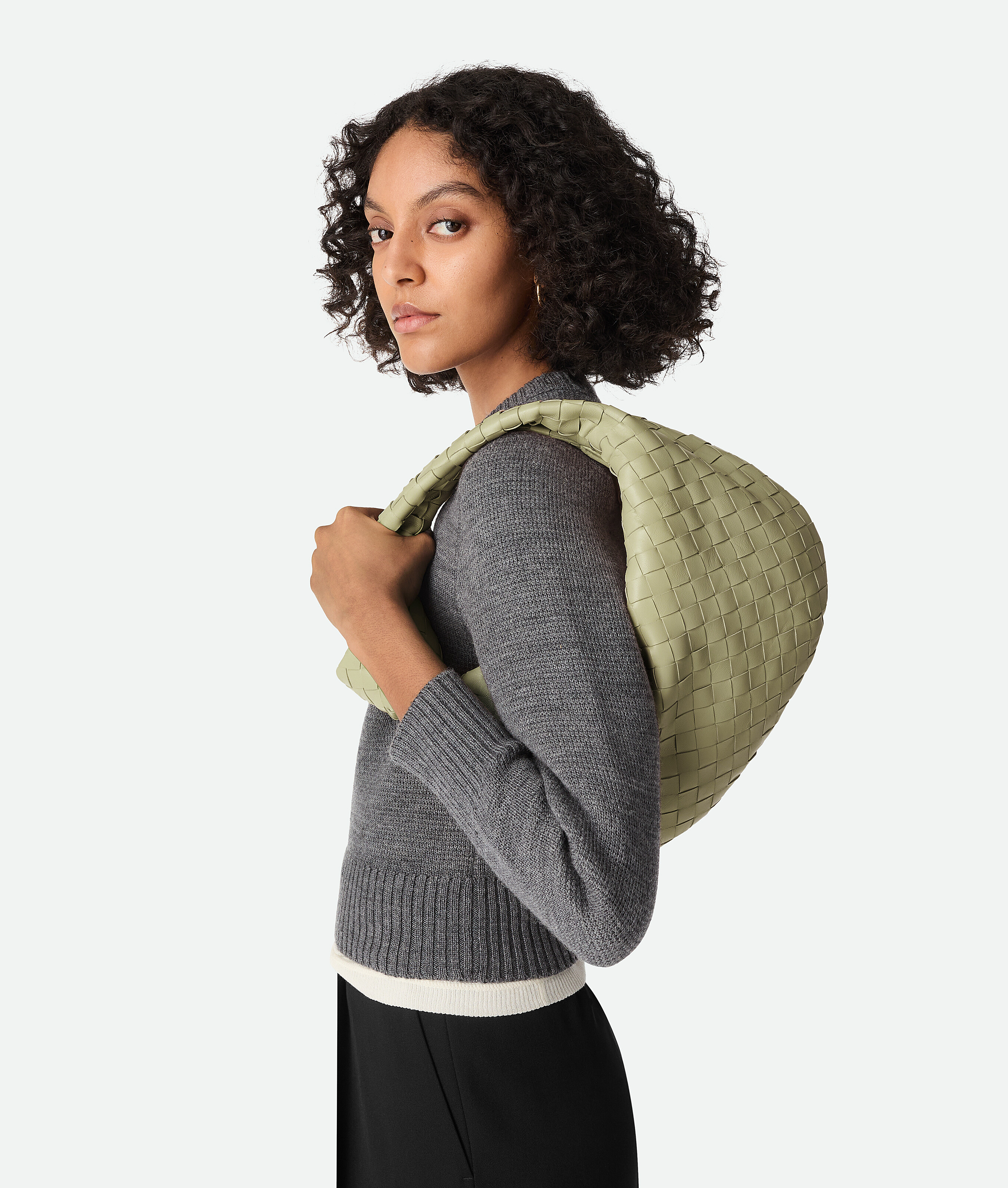 Bottega Veneta Teen Jodie Leather Bag In Travertine