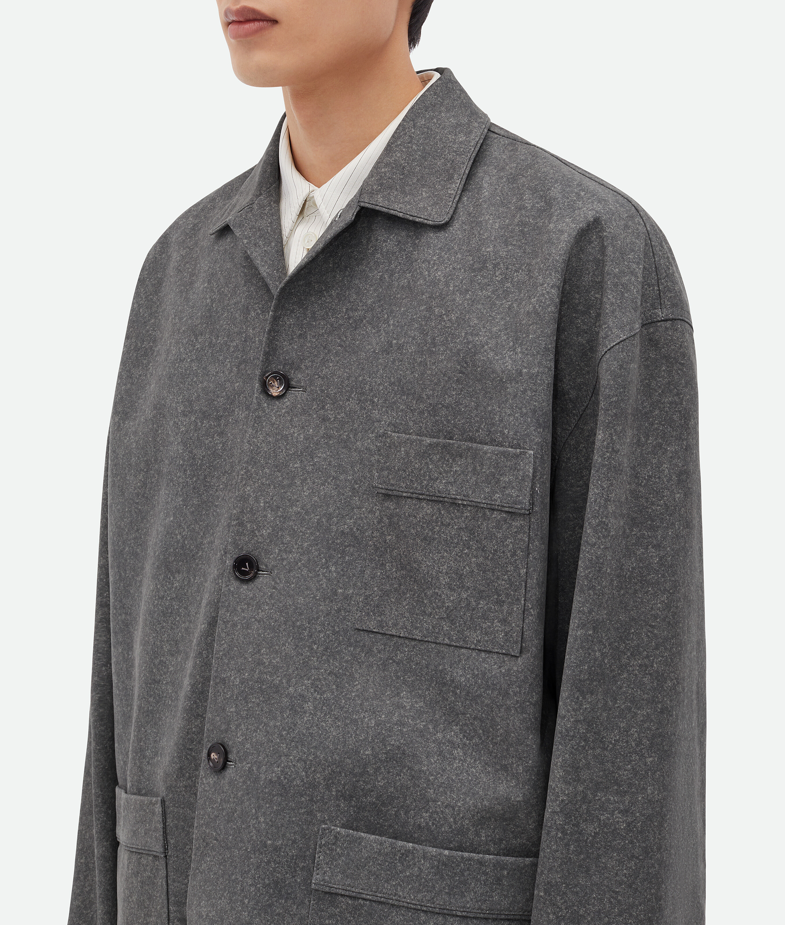 Shop Bottega Veneta Chino Jacke Aus Bedrucktem Leder Und Flanell In Grey